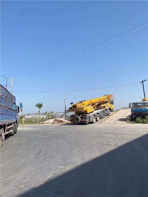 融安县25吨吊车的租赁价格大概是多少？