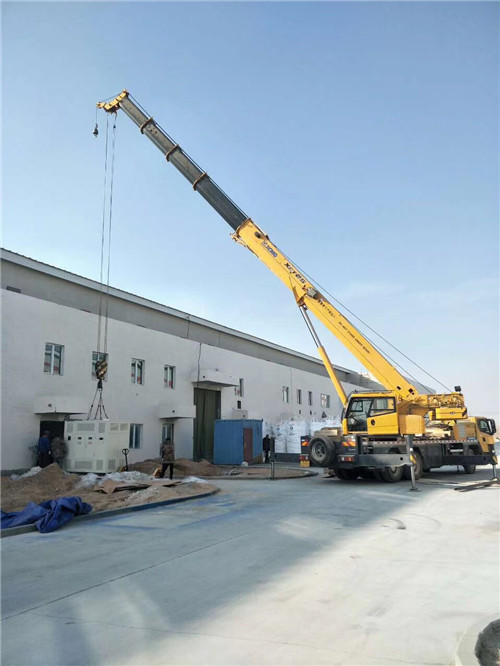 融安县“超载就喊停”—— 吊车的 “重量保镖” 技术